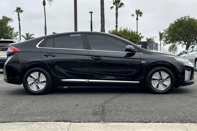 2020 Hyundai IONIQ HYBRID SE Hatchback