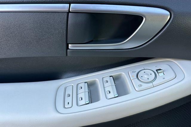 2026 Hyundai SONATA SE FWD