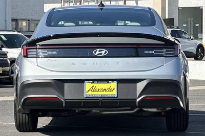 2026 Hyundai SONATA SE FWD