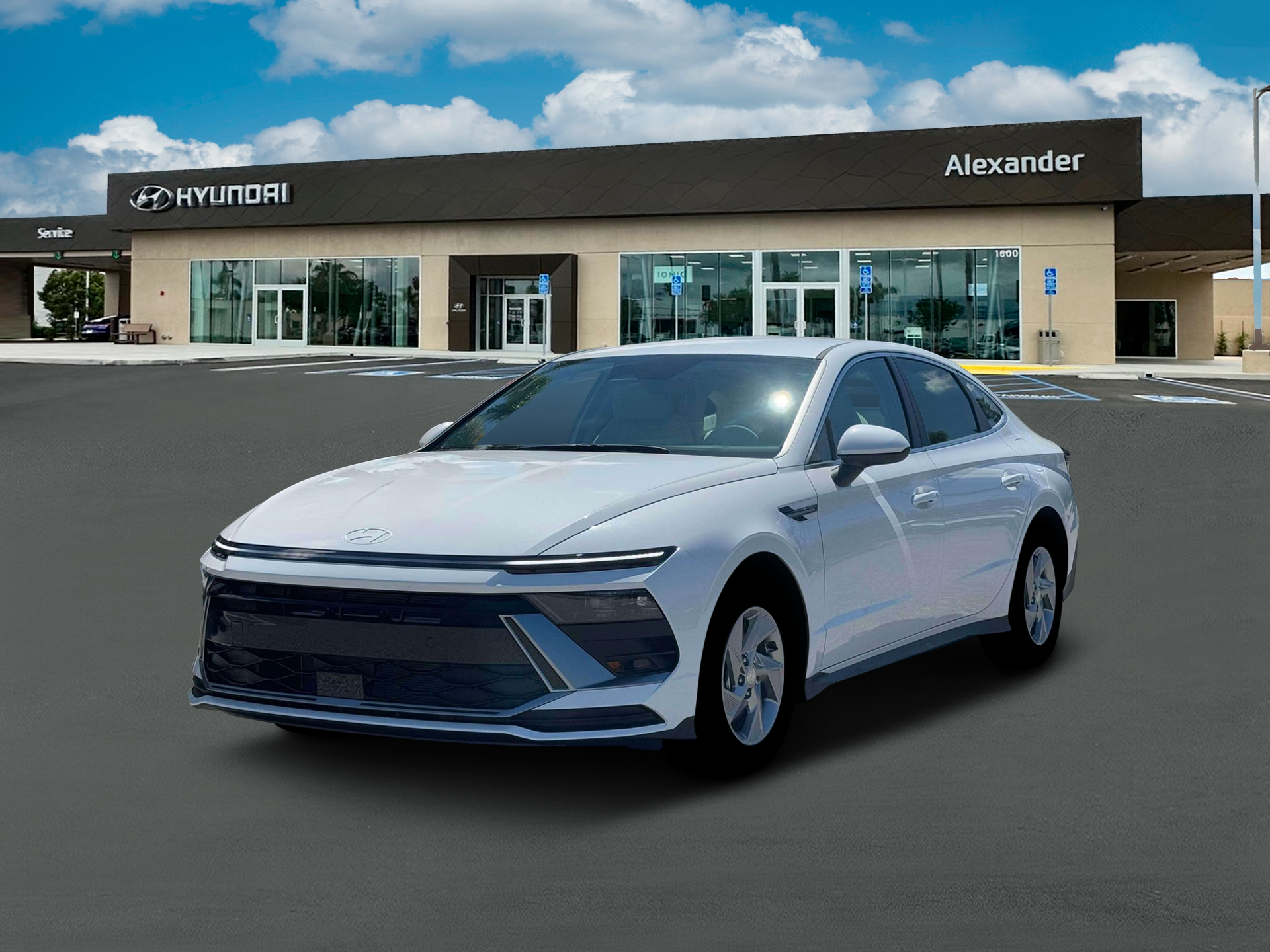 2026 Hyundai Sonata SE's photo