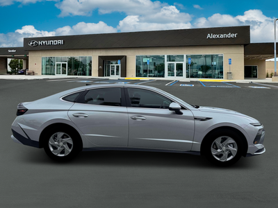 2026 Hyundai SONATA SE
