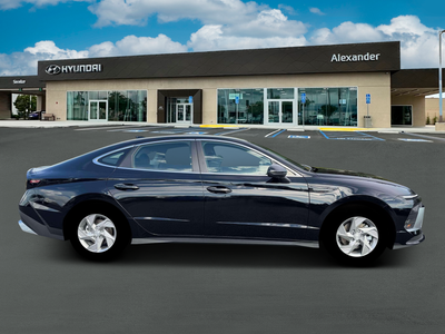 2026 Hyundai SONATA SE