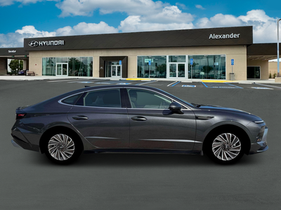 2026 Hyundai SONATA HYBRID SEL