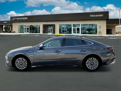 2026 Hyundai SONATA HYBRID SEL