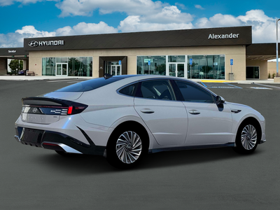 2026 Hyundai SONATA HYBRID SEL