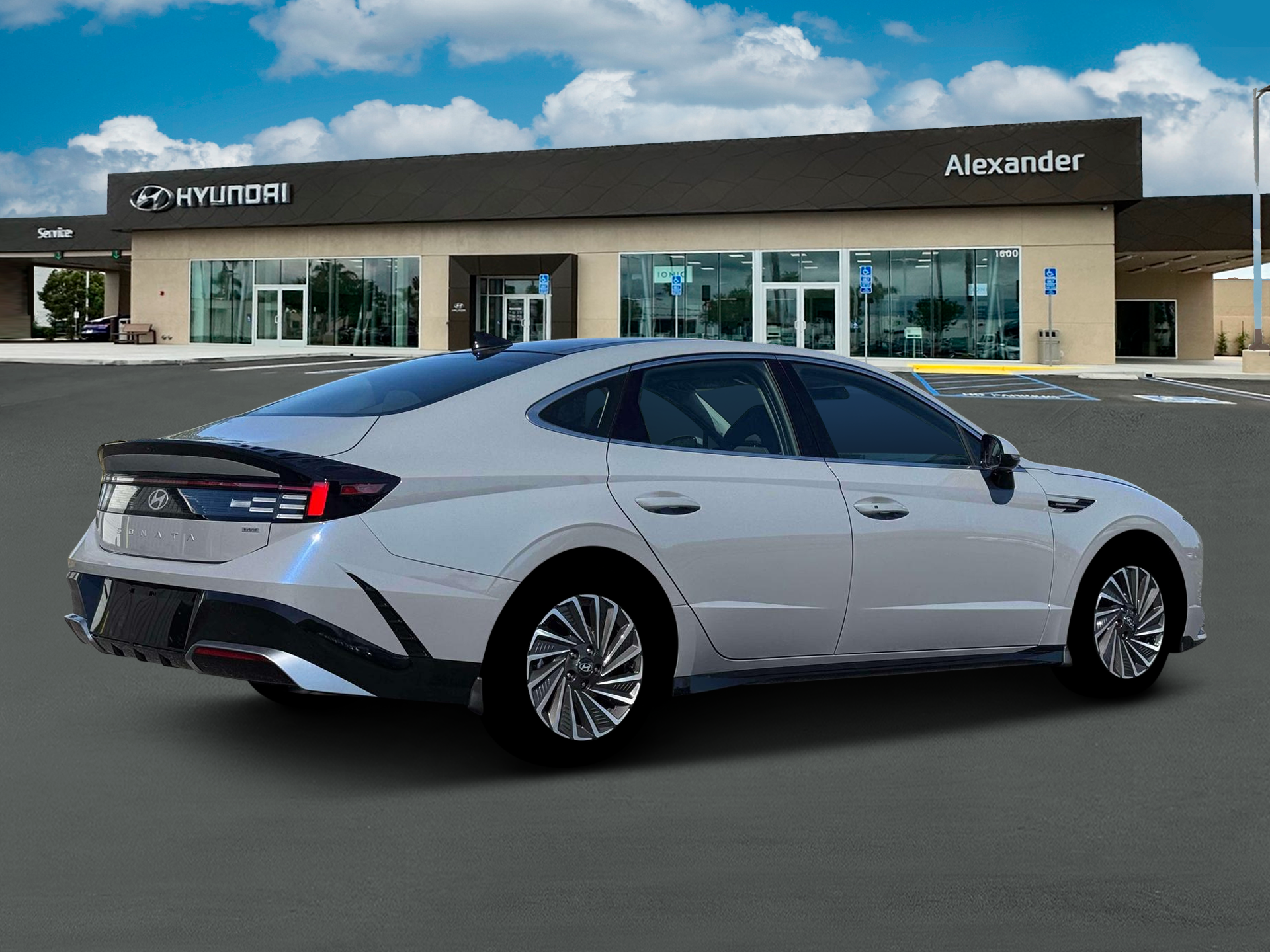 2026 Hyundai SONATA HYBRID SEL