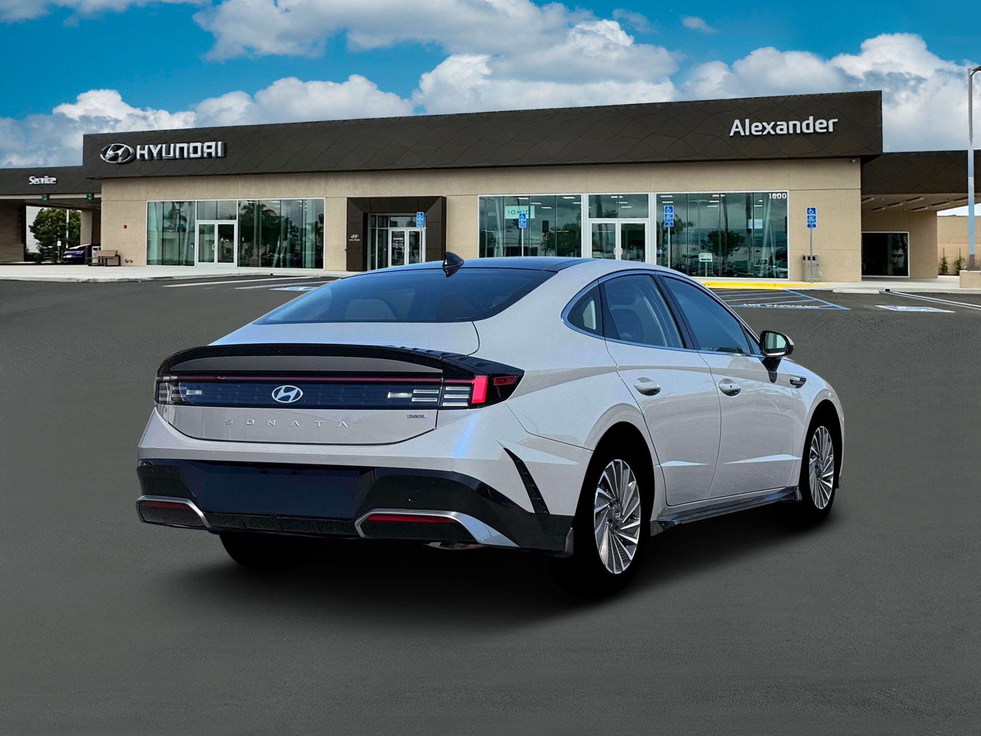 2026 Hyundai SONATA HYBRID SEL