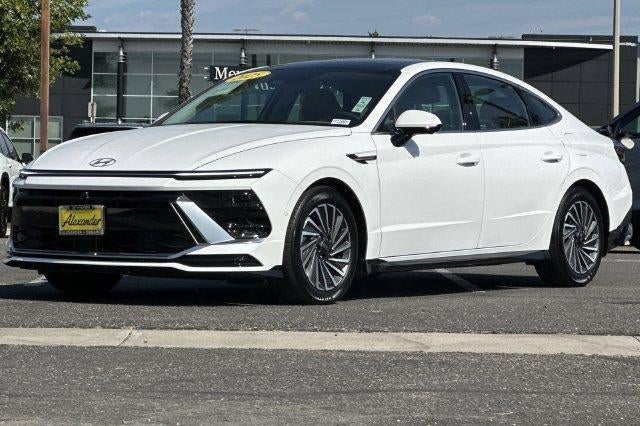 2025 Hyundai SONATA HYBRID Limited FWD