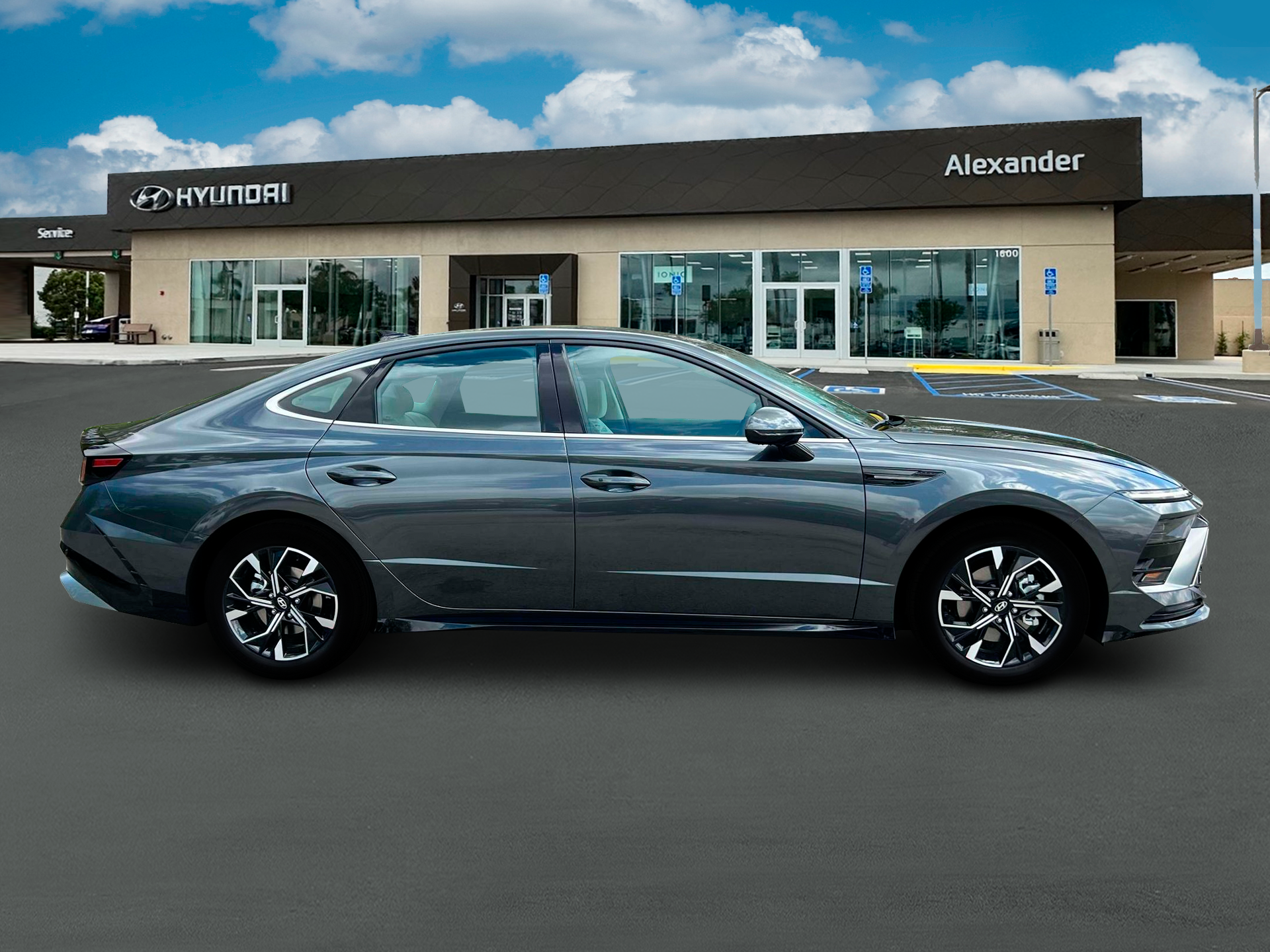 2025 Hyundai SONATA SEL