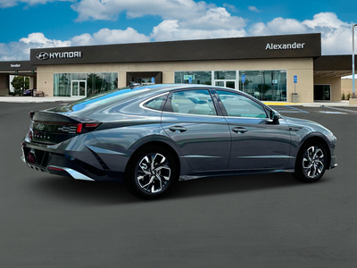 2025 Hyundai SONATA SEL