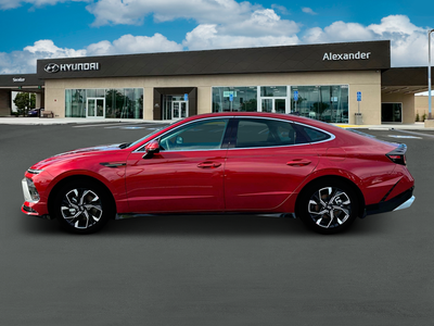 2025 Hyundai SONATA SEL
