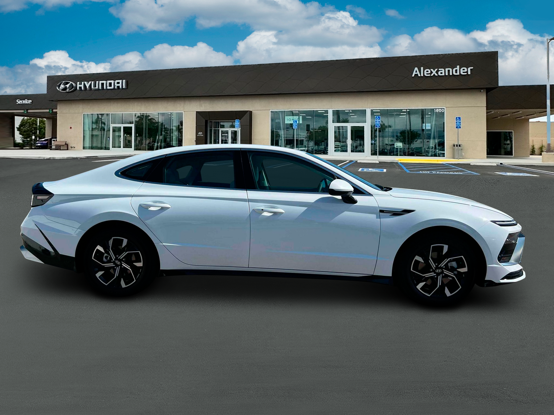 2025 Hyundai SONATA SEL