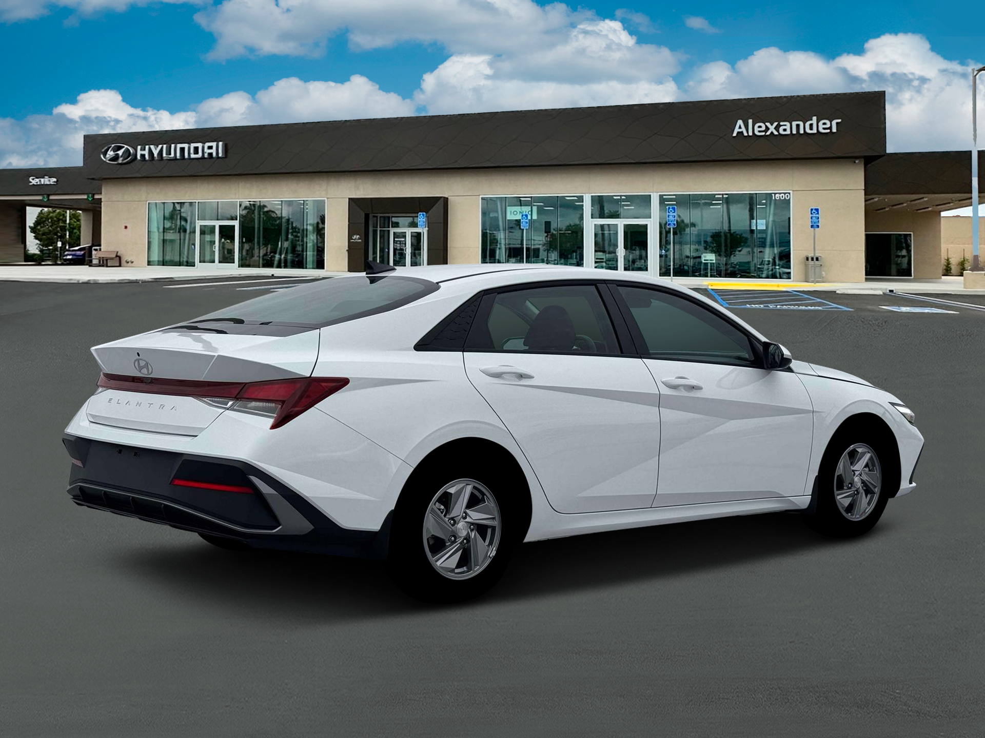 2026 Hyundai ELANTRA SE