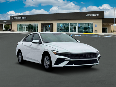 2026 Hyundai ELANTRA SE