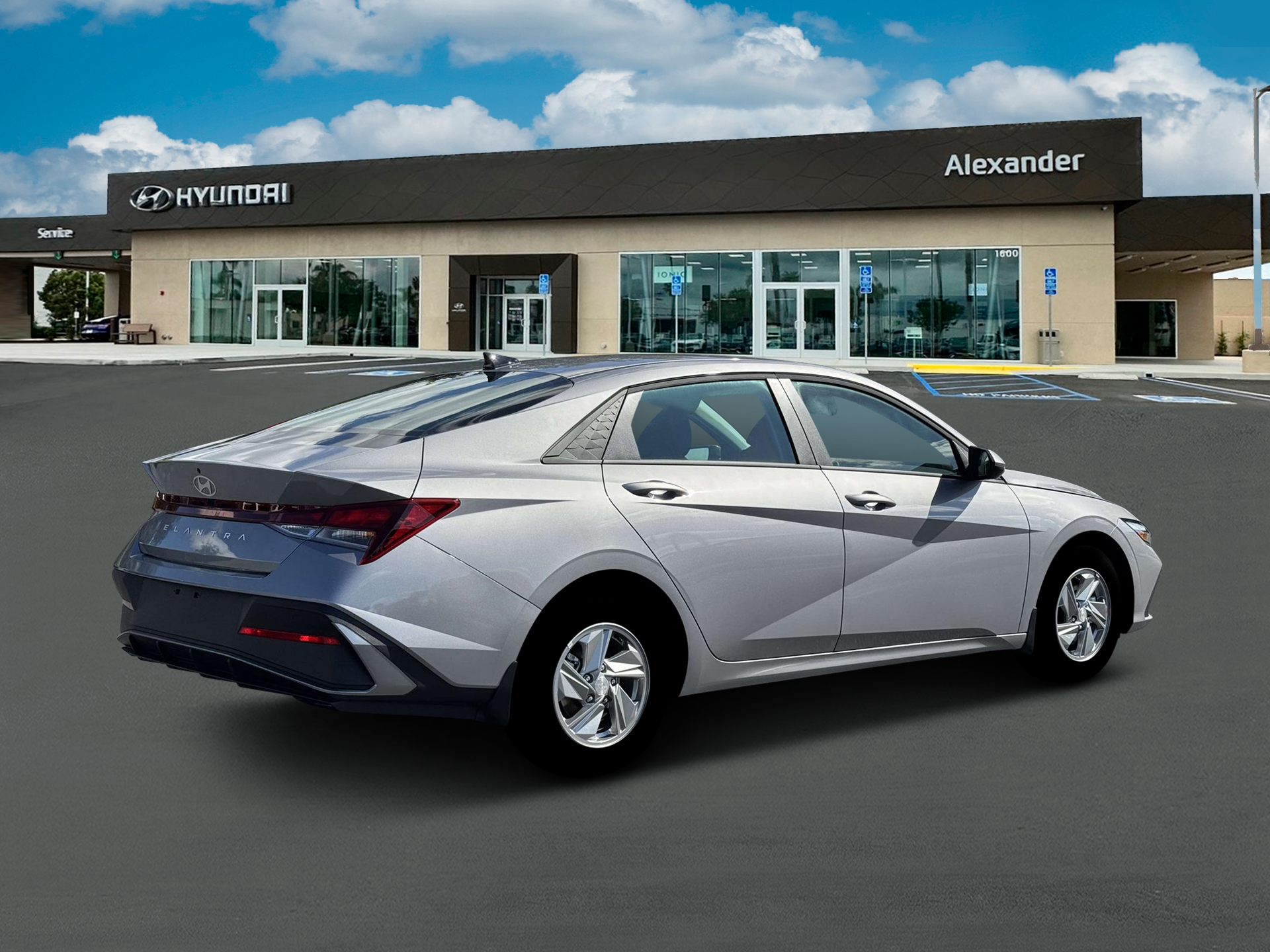 2026 Hyundai ELANTRA SE