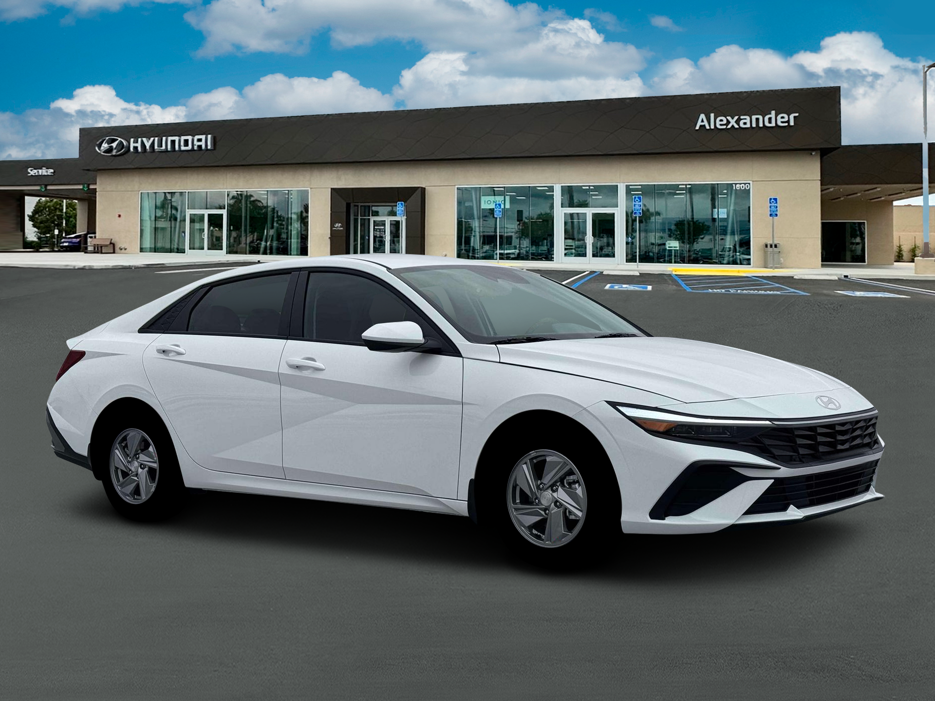 2026 Hyundai ELANTRA SE
