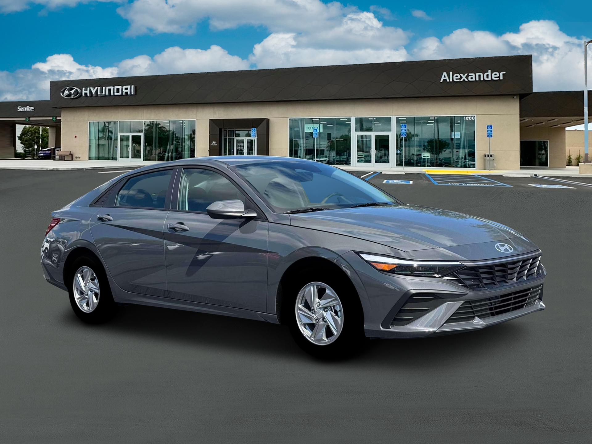 2026 Hyundai ELANTRA SE