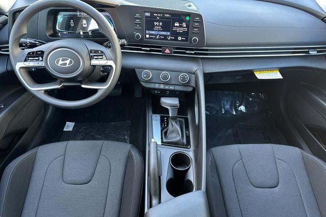 2026 Hyundai ELANTRA SE IVT