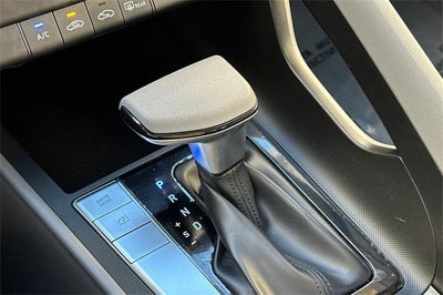2025 Hyundai ELANTRA SE IVT