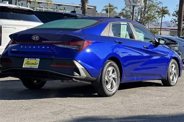 2025 Hyundai ELANTRA SE IVT