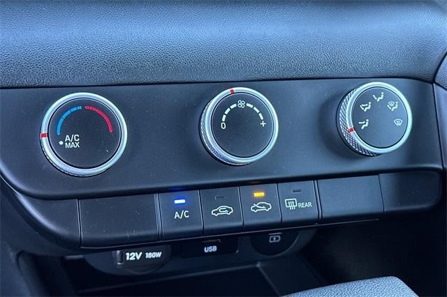 2025 Hyundai ELANTRA SE IVT