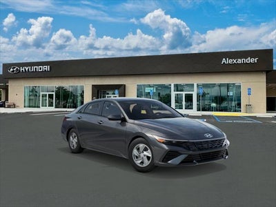 2026 Hyundai ELANTRA SE