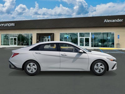 2026 Hyundai ELANTRA SE