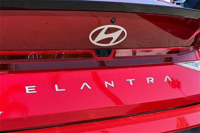 2025 Hyundai ELANTRA SEL Sport IVT
