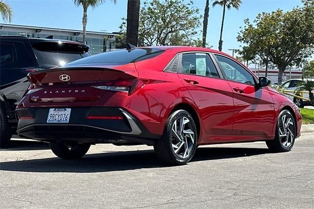 2025 Hyundai ELANTRA SEL Sport IVT