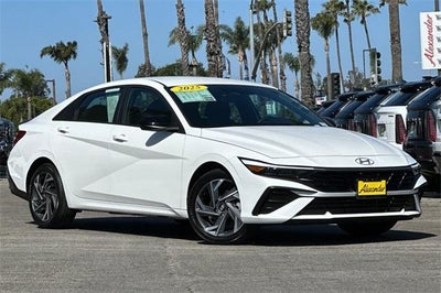 2025 Hyundai ELANTRA SEL Sport IVT