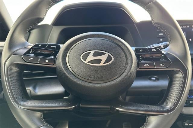 2025 Hyundai ELANTRA SEL Sport IVT