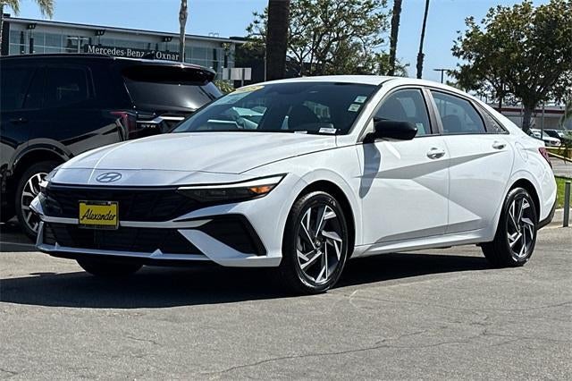 2025 Hyundai ELANTRA SEL Sport IVT