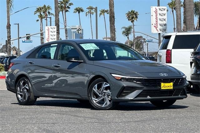 2025 Hyundai ELANTRA SEL Sport IVT