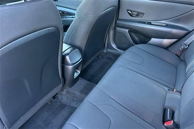 2025 Hyundai ELANTRA SEL Sport IVT