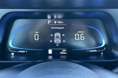 2025 Hyundai ELANTRA SEL Sport IVT