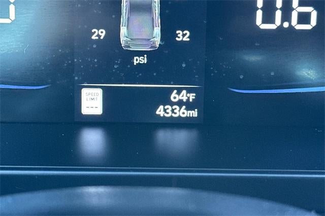 2025 Hyundai ELANTRA SEL Sport IVT