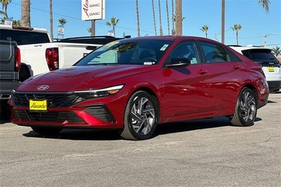 2025 Hyundai ELANTRA SEL Sport IVT