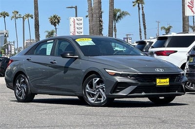 2025 Hyundai ELANTRA SEL Sport IVT