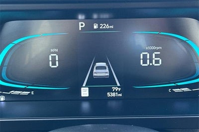 2025 Hyundai ELANTRA SEL Sport IVT