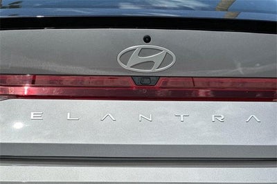 2025 Hyundai ELANTRA SEL Sport IVT