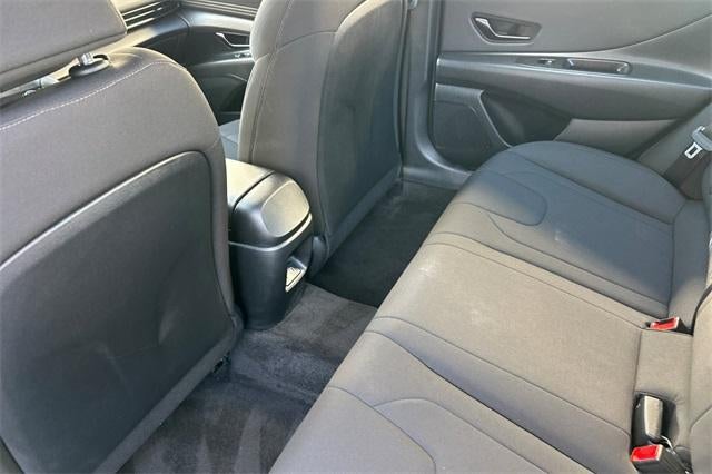 2025 Hyundai ELANTRA SEL Sport IVT