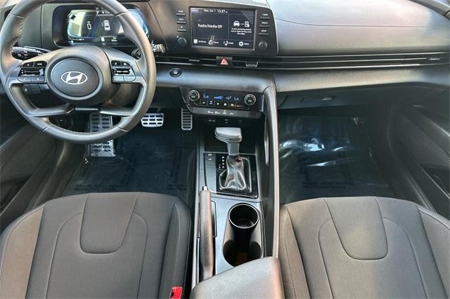 2025 Hyundai ELANTRA SEL Sport IVT