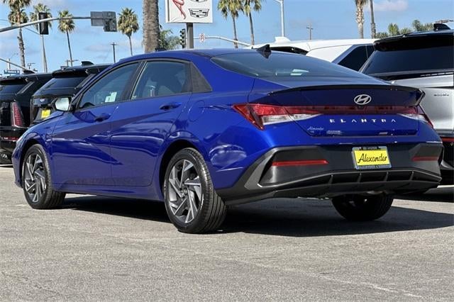 2025 Hyundai ELANTRA SEL Sport IVT