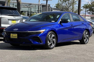 2025 Hyundai ELANTRA SEL Sport IVT