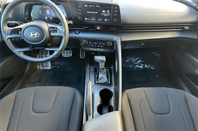 2025 Hyundai ELANTRA SEL Sport IVT