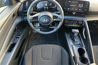 2025 Hyundai ELANTRA SEL Sport IVT