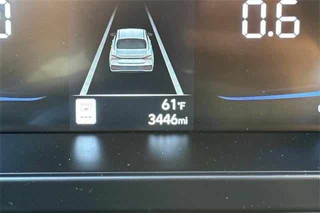 2025 Hyundai ELANTRA SEL Sport IVT