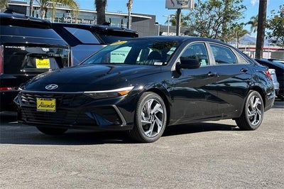 2025 Hyundai ELANTRA SEL Sport IVT
