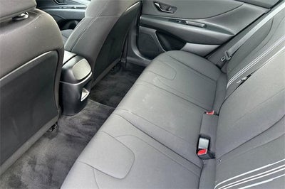 2025 Hyundai ELANTRA SEL Sport IVT