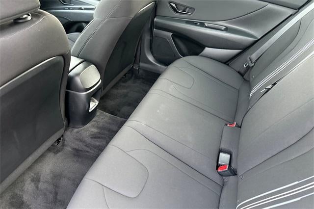 2025 Hyundai ELANTRA SEL Sport IVT